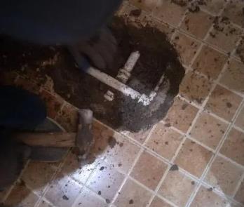 鄱阳卫生间漏水维修公司为您分享下卫生间渗水如何处理及注意事项